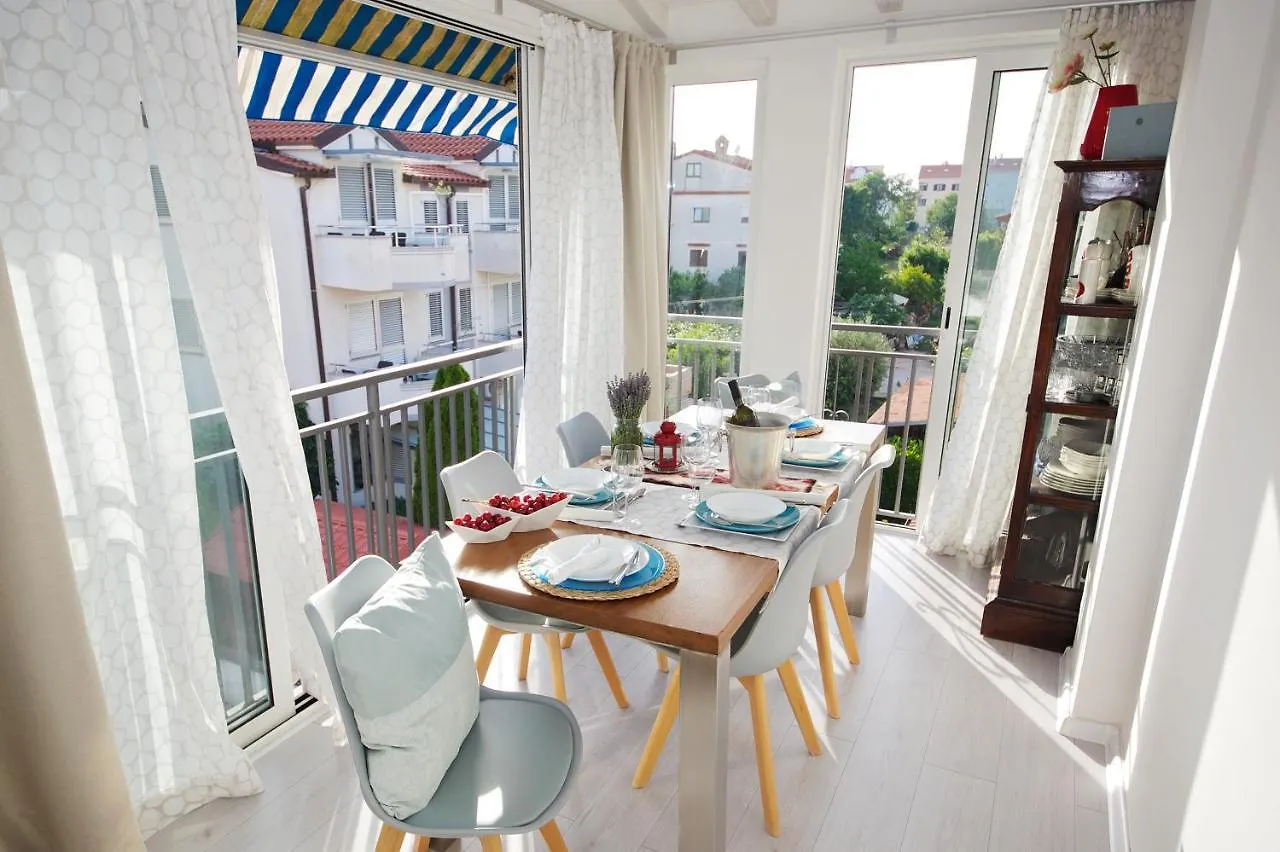 Apartment Leonardo Rovinj